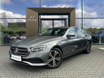 Mercedes Klasa E W213 Limuzyna Facelifting 2.0 E220d 194KM 2021 Mercedes-Benz Klasa E Salon Polska | Kamera cofania | Audio Burmester | 4MA, zdjęcie 1