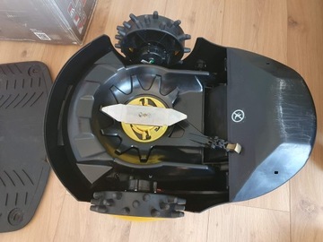 Робот-косилка Wolf-Garten Loopo S150 200м2 КОМПЛЕКТ