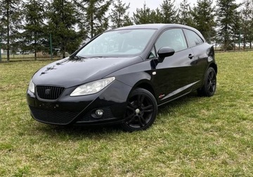 Seat Ibiza IV 2011 Seat Ibiza 1.4 85 KM, klimatronik, ZERO KOROZJI