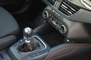 Ford Focus IV Kombi 2.0 EcoBlue 150KM 2020 ST Line _ Radar _ Panorama _ Navi _ Led _ Kamera _ 360 _ - Gwarancja, zdjęcie 31