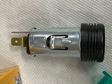 Hella 8EZ 008 021-001 Zapalniczka Samochodowa 12V