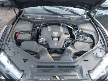 Maserati Levante 2021 Maserati Levante 2021r., 4x4, 3.0L 3.0 Benzyna 345KM, zdjęcie 9
