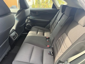 Lexus NX I SUV Facelifting 300h 197KM 2018 Lexus NX300H 2.5 benzyna hybrid 197KM 2018r Możliwość transportu pod dom, zdjęcie 19