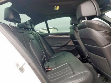 BMW Seria 5 G30-G31 2021 BMW Seria 5 530I 2021, od ubezpieczalni 2.0 Benzyna 248KM, zdjęcie 8