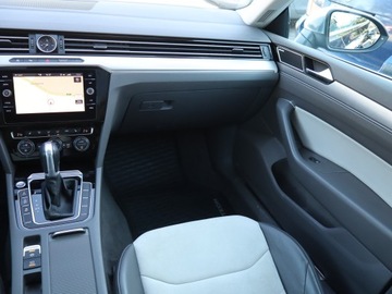 Volkswagen Arteon Fastback 2.0 TDI 190KM 2017 VW Arteon 2.0 TDI, Salon Polska, 187 KM, Automat, zdjęcie 7