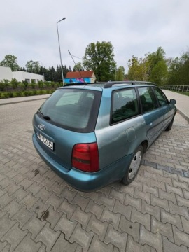 Audi A4 B5 Avant 1.9 TDI 110KM 1998 Audi A4 Avant Klimatyzacja - 1.9TDI - 110KM, zdjęcie 2