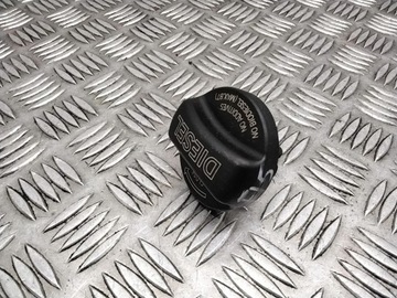 BMW X5 F15 2015 ZADNÍ STRANA PRAVÁ ZÁCPA  PLNĚNÍ PALIVA