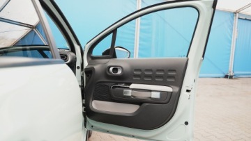 Citroen C3 III Hatchback 1.2 PureTech 82KM 2017 CITROEN C3 1.2L benzyna 82KM 2017r, zdjęcie 15