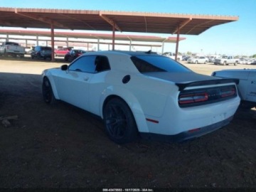 Dodge Challenger III 2018 Dodge Challenger SRT HELLCAT WIDEBODY, 2018r., 6.2L 6.2 Benzyna 707KM, zdjęcie 2