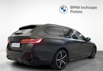 BMW Seria 5 G90-91 Touring 2.0 520d 197KM 2024 BMW Seria 5 520d xDrive, PAKIET SPORTOWY M PRO, Gwarancja, Individual 2.0, zdjęcie 4