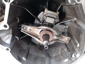 КОРОБКА ПЕРЕДАЧ VW LT 2.5 SDI 711604 G16-5R