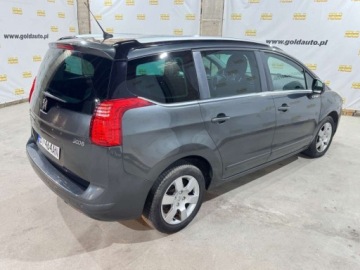 Peugeot 5008 I Minivan 1.6 HDi FAP 115KM 2013 Peugeot 5008 Style 1.6hdi 115KM 7-osob Sprawdz 1.6 Diesel 115KM, zdjęcie 1
