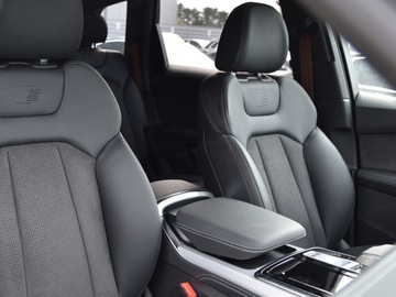 Audi Q7 II SUV Facelifting  3.0 50 TDI 286KM 2025 AUDI Q7 50 TDI quattro S Line Suv 3.0 (286KM) 2025, zdjęcie 4