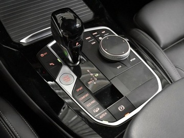 BMW X3 G01 SUV Facelifting 2.0 20i 184KM 2022 BMW X3 184 km/ Kamera/ HiFi/ Systemy Asystujące/ D, zdjęcie 16
