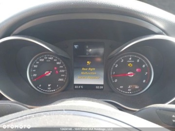 Mercedes Klasa C W205 2018 Mercedes-Benz Klasa C Mercedes-Benz Klasa C 300 9G-TRONIC AMG Line 2.0, zdjęcie 6