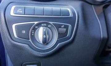 Mercedes GLC C253 SUV 2.0 250 211KM 2018 Mercedes-Benz GLC 4x4 2.0 Benzyna 211KM, zdjęcie 29