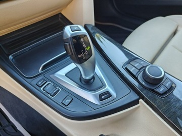 BMW Seria 3 F30-F31-F34 2017 BMW 330 Plug in, zdjęcie 13