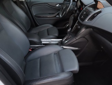 Opel Zafira C Tourer 2.0 CDTI ECOTEC 165KM 2014 Opel Zafira 2.0 CDTI, 162 KM, Automat, 7 miejsc, zdjęcie 8