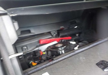 Mercedes Klasa A W177/V177 Hatchback Plug-In 1.3 250e 218KM 2020 Mercedes-Benz Klasa A PLUG-IN Okazja 1.3 Hybryda Plug-in 218KM, zdjęcie 28