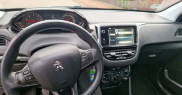 Peugeot 208 I Hatchback 3d 1.6 e-HDI 92KM 2014 Peugeot 208 Peugeot 208 1.6 e-HDi Allure STT 1.6 Diesel 92KM, zdjęcie 10