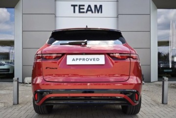 Jaguar F-Pace SUV Facelifting 2.0 P 249KM 2022 Jaguar F-Pace F-pace 2.0 I4 250 PS AWD Auto R Dynamic SE FV23 2.0 Benzyna, zdjęcie 9