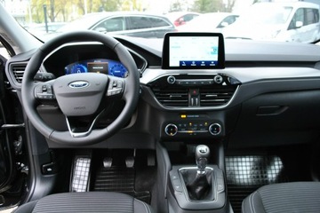Ford Kuga III SUV 1.5 EcoBoost 150KM 2023 Ford Kuga Titanium 1,5 EcoBoost 150KM ASO Forda, zdjęcie 9