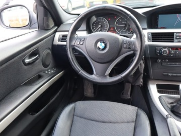 BMW Seria 3 E90-91-92-93 Touring E91 2.0 320d EfficientDynamics 163KM 2011 BMW 3 320 d, Navi, Xenon, Klima, Klimatronic, zdjęcie 6