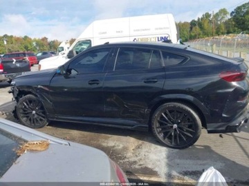 BMW X6 G06 2023 BMW X6 xDrive40I 2023 3.0l 3.0 Benzyna 335KM, zdjęcie 2