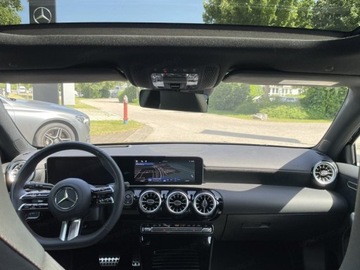 Mercedes Klasa A W177/V177 Hatchback Facelifting 2.0 220 190KM 2025 A Klasa 220 4-Matic AMG Line 2.0 (190KM) 2025, zdjęcie 9