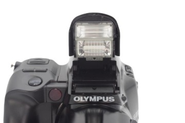 OLYMPUS IS-1000 – камера для любых погодных условий