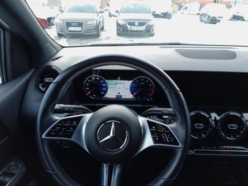 Mercedes Klasa B W247 Sports Tourer Facelifting 1.3 200 163KM 2023 Mercedes-Benz B 200 7G-DCT/Android Auto/MBUX/Wyświ, zdjęcie 13