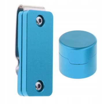 Подставка для мела для бильярда. Практичный аксессуар.