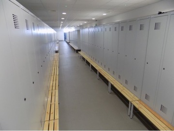 SUM 330 Вт Шкаф металлический 90 см на 3 сотрудников - 3-дверный