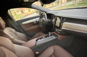 Volvo V90 II 2021 V90_ 3 SZTUKI W OFERCIE _ CAPUCINO Z BRĄZOWYMI SKÓRAMI__ SUPER PREZENCJA, zdjęcie 31