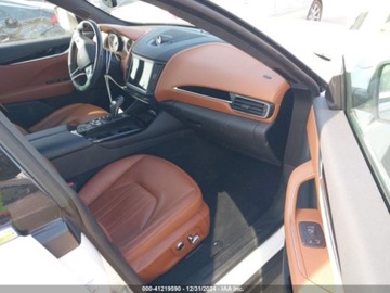 Maserati Levante 2023 Maserati Levante Modena 2023 3.0l 3.0 Benzyna 424KM, zdjęcie 9