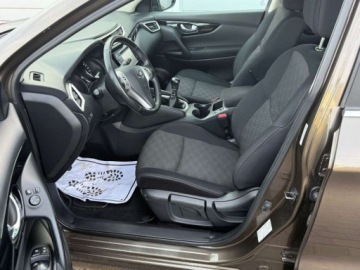 Nissan Qashqai II Crossover 1.2 DIG-T 115KM 2015 Nissan Qashqai Sliczny Qashqai 1.2Benz.115KM Navi Kamera Grzane Fotele Par, zdjęcie 25