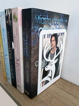 Белая подставка для книг DEER + БЕСПЛАТНО