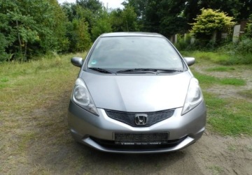 Honda Jazz III 1.2 i-VTEC 90KM 2011 Honda Jazz sliczna sprawna niezawodna bez rdzy pewny przebieg 1.2 Benzyna, zdjęcie 4