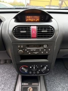 Opel Corsa C 1.2 ECOTEC 75KM 2001 Opel Corsa TYLKO 139tyśkm! KLIMATYZACJA Comfort 1.2 Zwykła Benzyna 5DRZWI, zdjęcie 9