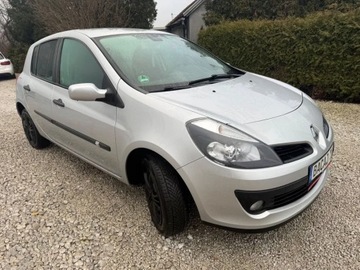Renault Clio III Hatchback 5d 1.2 i 16V 75KM 2007 RENAULT CLIO 1.2 75 PS 4cylindry stan Bdb klima 5-Drzwiowy, zdjęcie 2