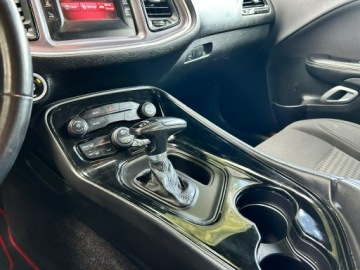 Dodge Challenger III 2017 Dodge Challenger 3.6 V6 309KM| Pakiet wizualny SRT, zdjęcie 20