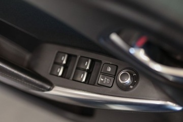 Mazda 6 III Sedan Facelifting 2016 2.0 SKYACTIV-G 165KM 2017 Mazda 6 2.0 Skymotion 2.0 Benzyna 165KM, zdjęcie 12