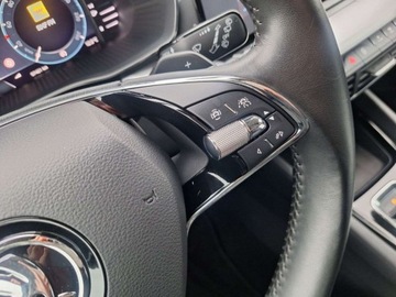 Skoda Octavia IV Liftback Plug-in  1.4 TSI iV Plug-In Hybrid 204KM 2022 Skoda Octavia serwis ASO 1.4hybryda 204KM bezwypadkowy pakiety SmartLink L, zdjęcie 19