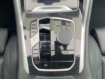 BMW X6 G06 SUV Facelifting 3.0 30d 298KM 2025 BMW X6 xDrive30d Sport Suv 3.0 (298KM) 2025, zdjęcie 9
