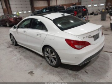 Mercedes CLA C118/X118 2019 Mercedes-Benz CLA MERCEDES-BENZ CLA 250 4MATIC 2.0 Benzyna 208KM, zdjęcie 4