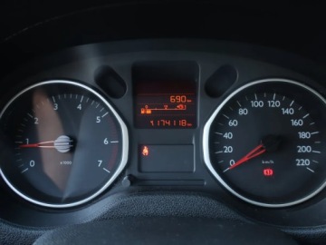 Citroen C-Elysee II Sedan 1.2VTi 72KM 2014 Citroen C-Elysee 1.2 VTi, Salon Polska, zdjęcie 10