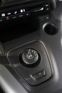 Toyota 2023 Toyota Proace City Verso City Verso Long 1.5 D-4D Family Aut. 1.5 Diesel, zdjęcie 15