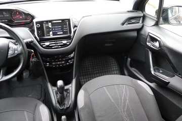 Peugeot 208 I Hatchback 3d 1.4 VTI 95KM 2013 Peugeot 208 1.4 VTi, Klima, Klimatronic, Tempomat, zdjęcie 7
