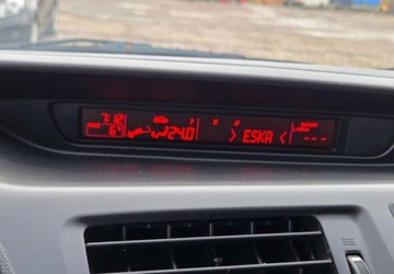 Mazda 5 II 1.8 MZR 115KM 2013 Mazda 5 1,8 Ben 6-Biegow 7 osobowa 1.8 Benzyna 116KM, zdjęcie 12