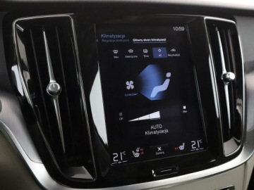 Volvo V60 II  2021 Volvo V60 mHEV automat full LED jasne wnętrze, zdjęcie 27